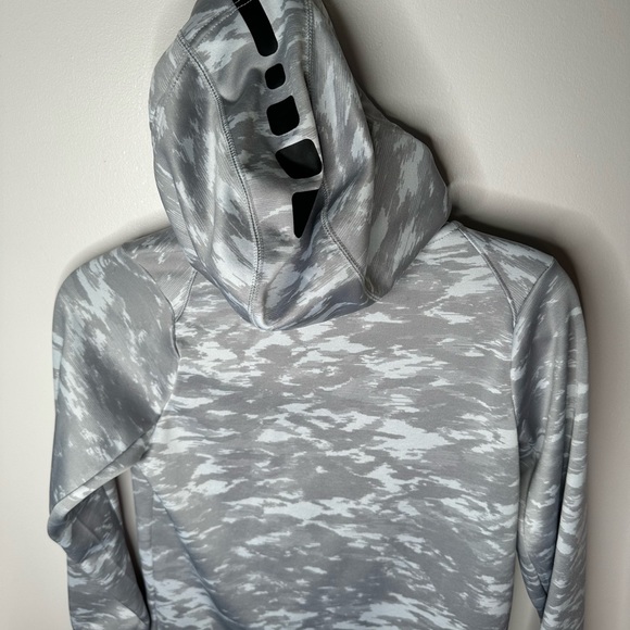 Boys - Large Nike Grey Camo Jacket - Picture 5 of 5